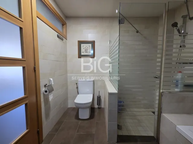 Espectacular casa con jardín y piscina privada en la ciudad de mataro — 24