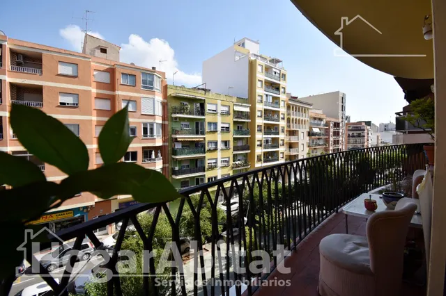 Amplio, luminoso y exterior con terraza, cerca del mar — 15