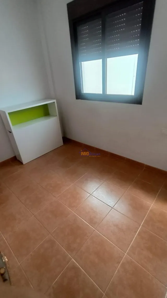 Amplio Adosado en el Corazón de Fondon por solo €125,000 — 16