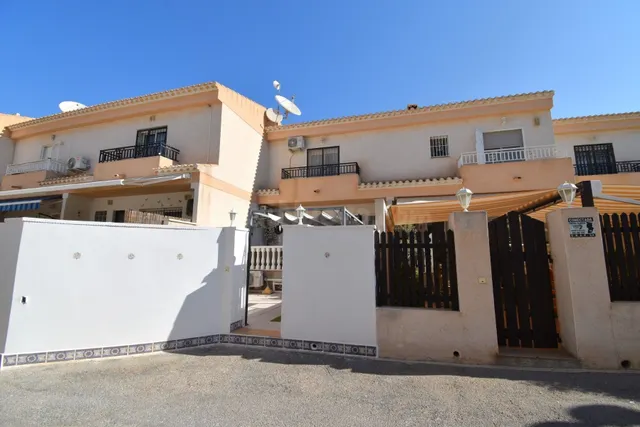 Adosado 4 habitaciones 167m² en venta - Playa Flamenca