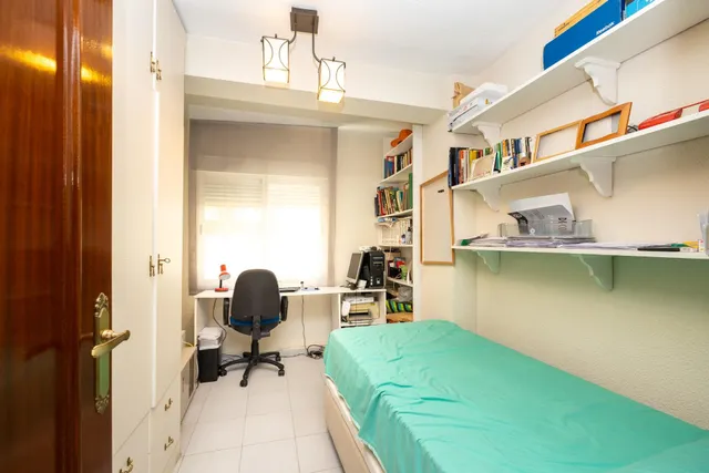 Piso 4 habitaciones 105m² en venta - Realejo — 16