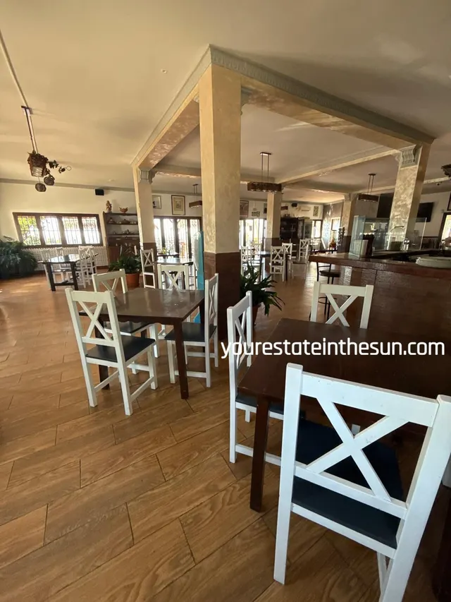 Restaurante 4 habitaciones 373m² en venta - El Madroñal — 41
