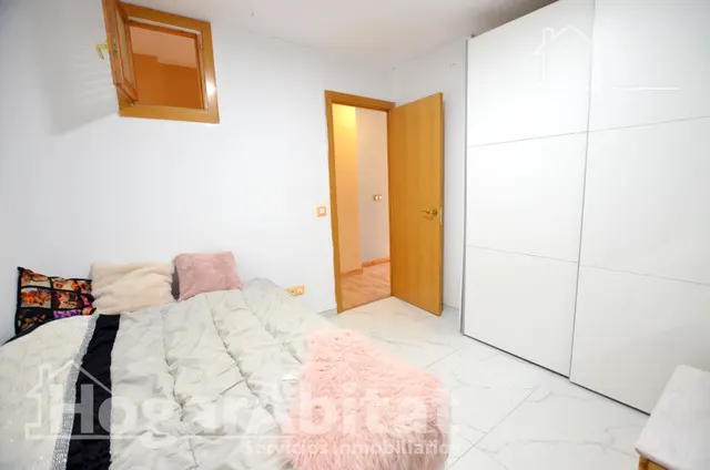 ¡MAGNÍFICO ADOSADO! AMPLIO Y LUMINOSO CON TERRAZA Y TRASTERO — 21