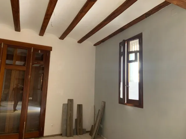 BAJO COMERCIAL ESQUINERO EN EL CARMEN,  EN LA MISMA PLAZA SANTA CRUZ . — 12