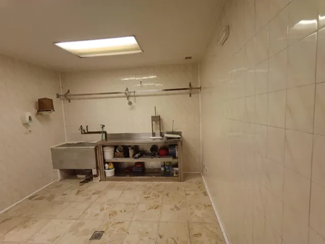 Alquiler de local preparado como carniceria — 16