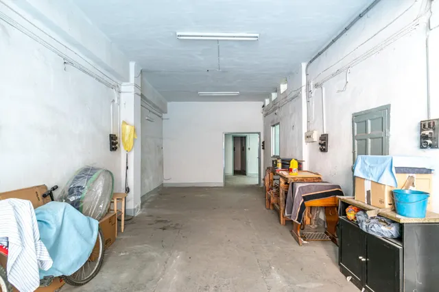 Local comercial en Zaidin junto Avda Cadiz — 5