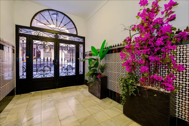 Apartamento 1 habitación 44m² en venta - Estacion de autobuses — 27