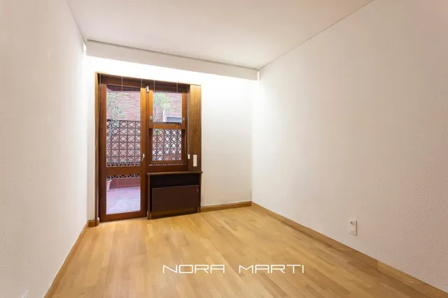 Magnífica planta baja en tres torres — 39
