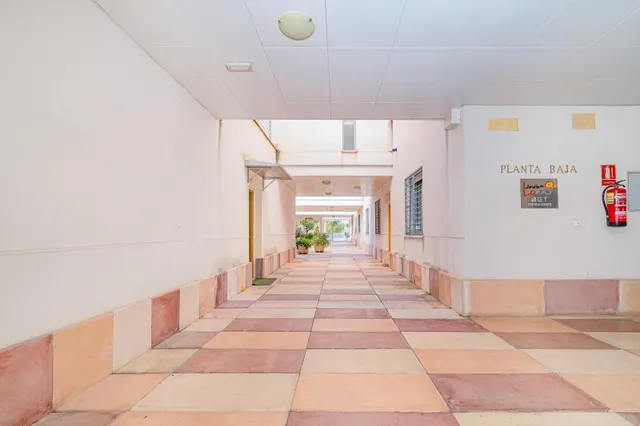 Piso en Peligros: 3 dormitorios,2 baños, patio, ascensor,garaje y trastero — 34