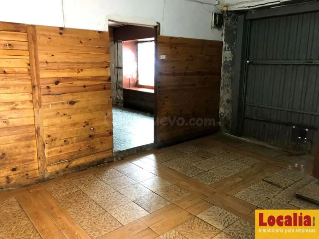 Local en alquiler con múltiples posibilidades. - foto 2