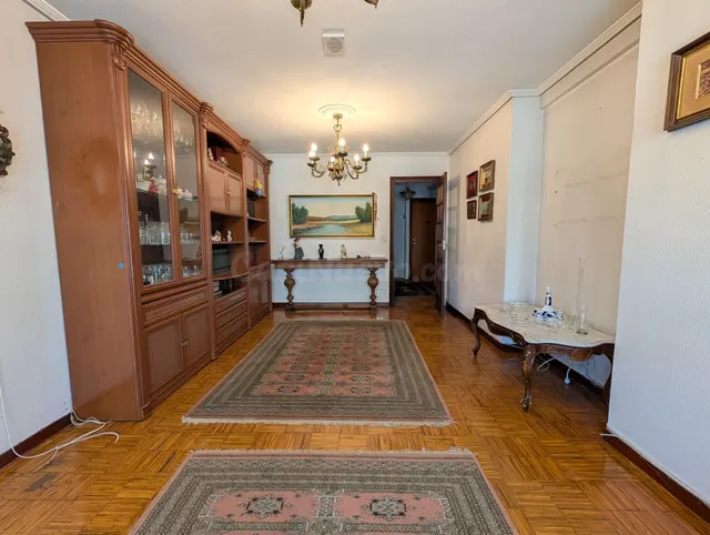 Piso de 4 habitaciones con garaje y trastero, Vigo. Ref. P47 - foto 5