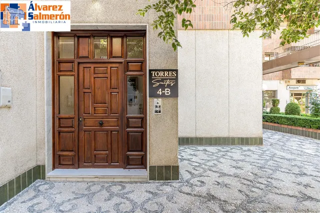 PRECIOSO ESTUDIO DE LUJO EN URBANIZACION TRIUNFO JARDIN — 40