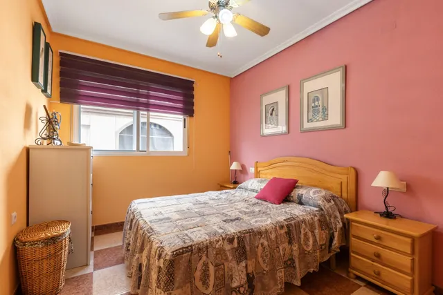 Apartamento de 2 dormitorios a tan solo 100 metros de la playa en La Mata!! — 12