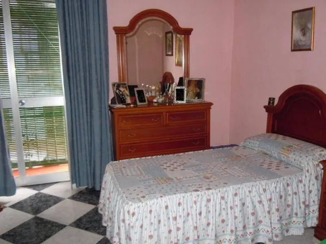 CASA EN VENTA EN TRIANA — 3