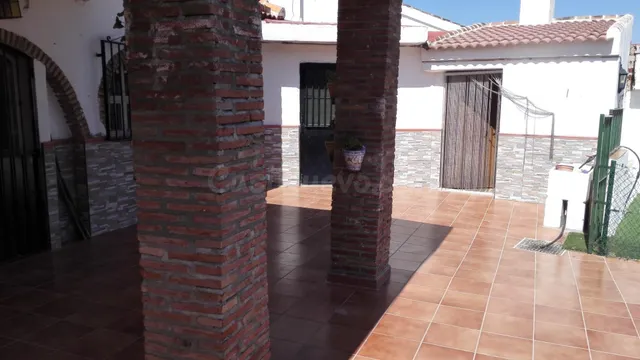 Casa de campo 3 habitaciones 150m² en venta - ALCAUCÍN - foto 4