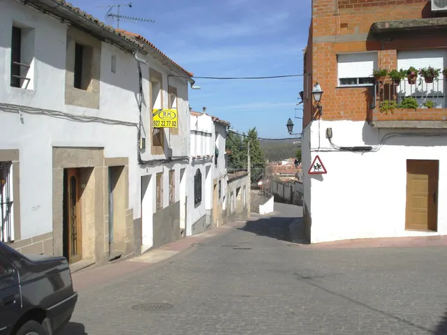 Se vende piso para reformar con Tejado Reformado