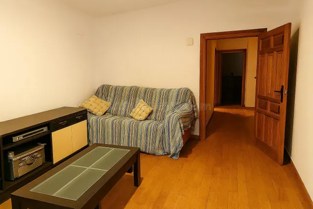 *DE OPORTUNIDAD* Amplia vivienda ubicada en el corazón de Ri - foto 3