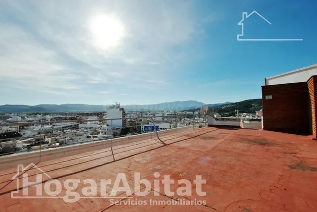 ¡GRAN OPORTUNIDAD! AMPLIO, BONITO Y EXTERIOR CON TERRAZA EN 