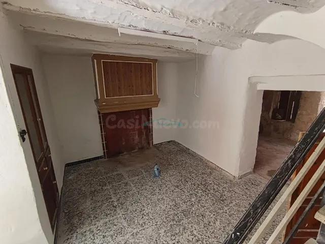 Casa de pueblo con 280 m2 y múltiples posibilidades de refor - foto 5
