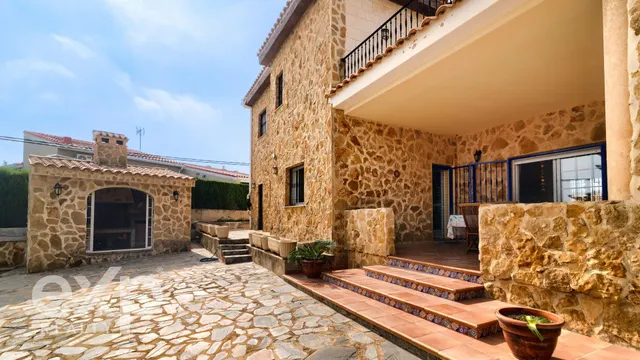 CHALET EN LOS LAGOS — 6