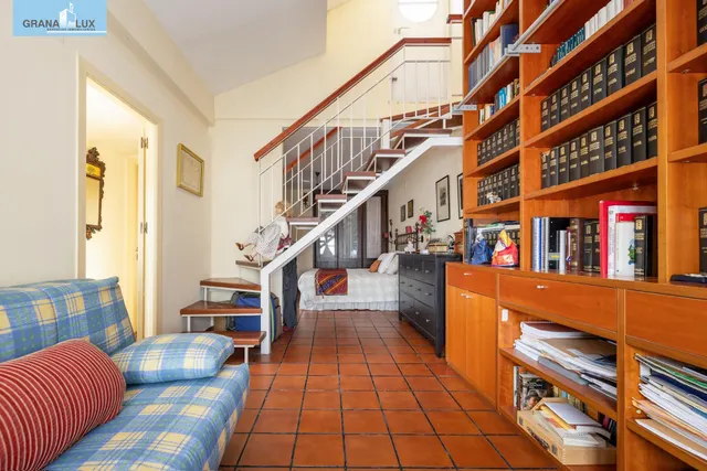 GRAN CASA EN ALBAICÍN BAJO. — 47