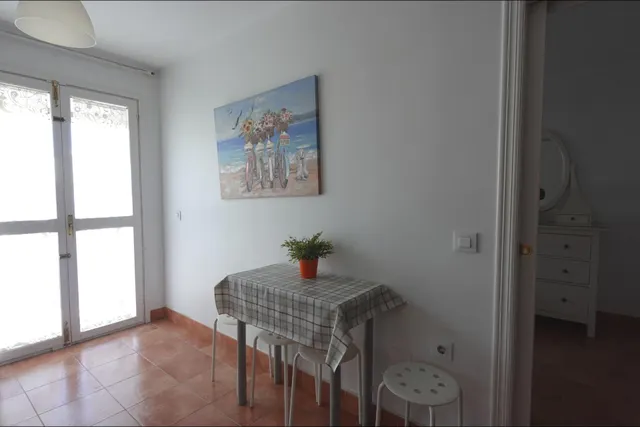 APARTAMENTO EN EL CENTRO. SOLO DURANTE EL CURSO ESCOLAR HASTA EL 30-06-2027 — 7