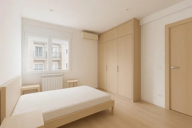 Piso en venta en pleno centro de Granada – Planta alta, garaje y gran potencial de reforma — 38