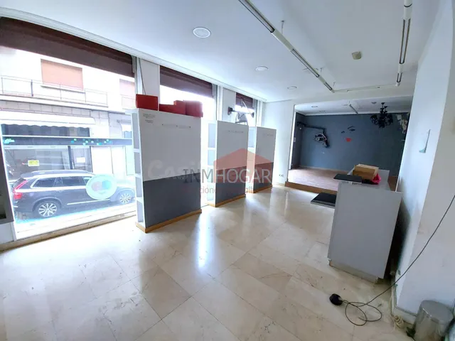 Fantástico local comercial en pleno centro de Ávila, con esc - foto 5