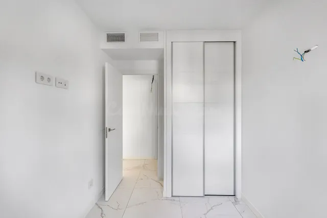 Apartamento de 2 dormitorios 2 baños en punta prima ( orihuela costa ) — 17