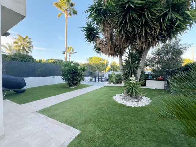 Moderno Pareado en Alenda Golf con Piscina y Sostenibilidad — 6