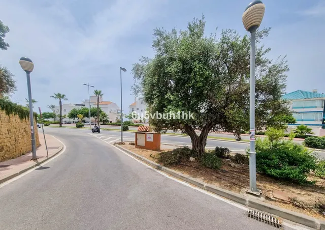 Garaje 55m² en venta - Centro — 2