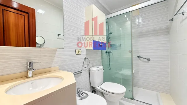 Apartamento con todos los servicios y preciosas vistas en pleno centro de Ourense — 20