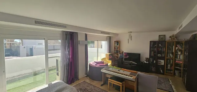 Chalet 4 habitaciones 458m² en venta - Centro — 24