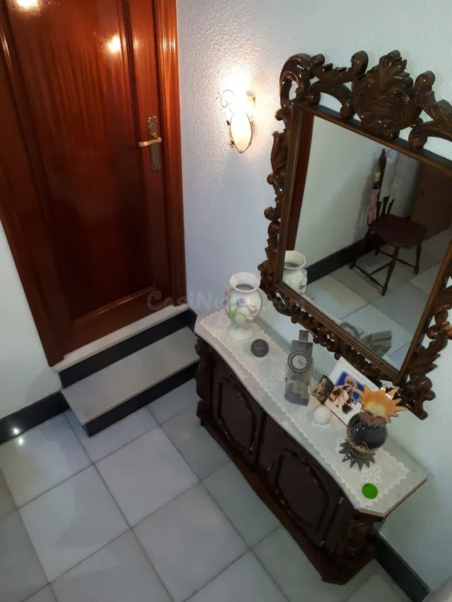 CASA DE TRES habitaciones , GARAJE Y LOCAL COMERCIAL EN MACA - foto 2
