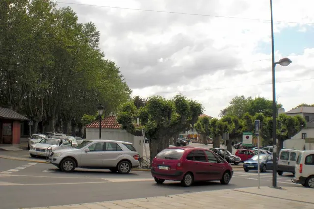 BAJO COMERCIAL NUEVA construcción EN VENTA O ALQUILER. CENTRO CAMBRE — 4