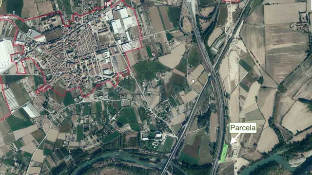PARCELA RURAL EN MARCILLA