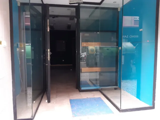 Local comercial en San José — 2