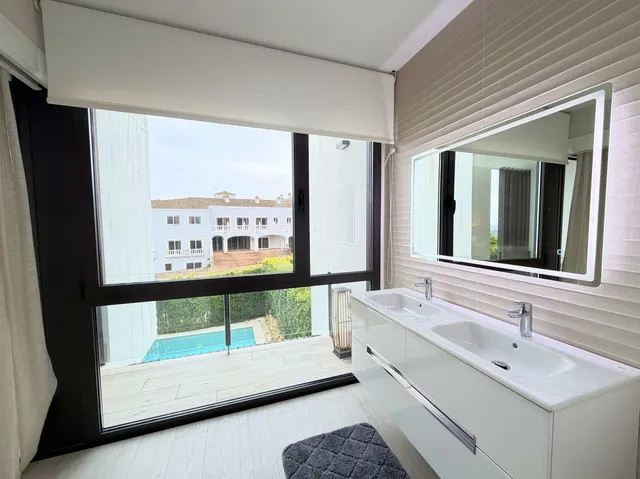 Adosado 3 habitaciones 280m² en venta - San Roque Pueblo — 50