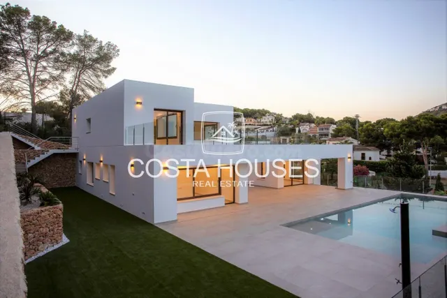 Venta VILLAS DE LUJO Nueva Construcción en Moraira, COSTA BL