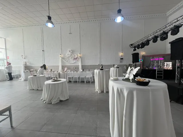 LOCAL PARA CELEBRACIONES — 6
