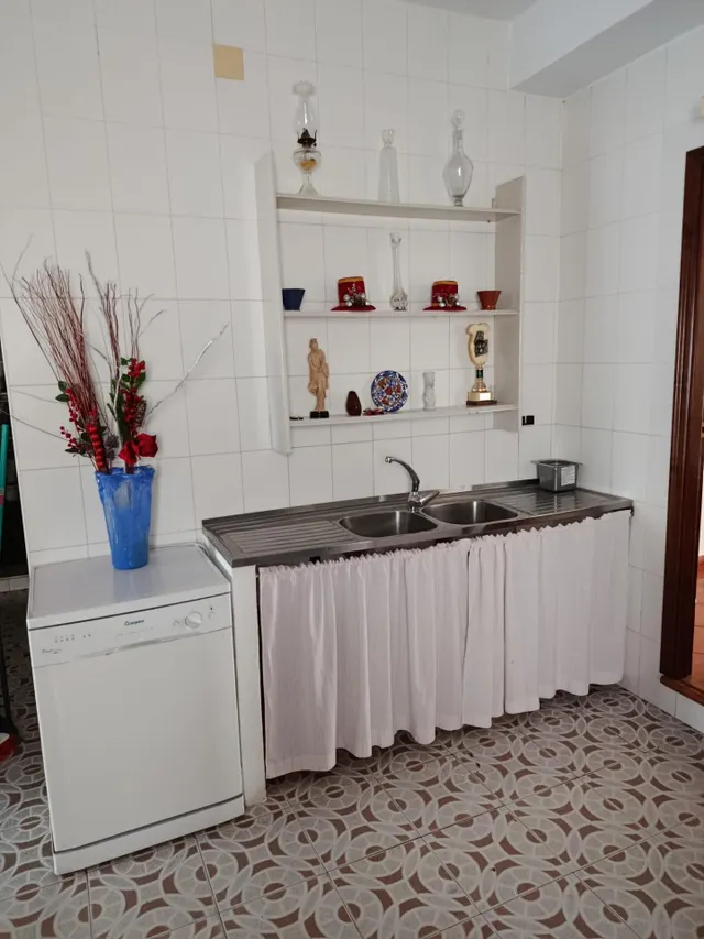 CASA EN VENTA EN ROCIANA — 24