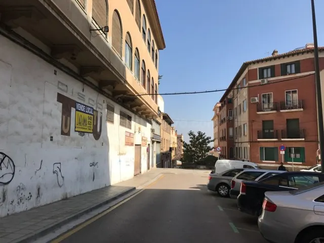Local comercial en calle Manresa - foto 3