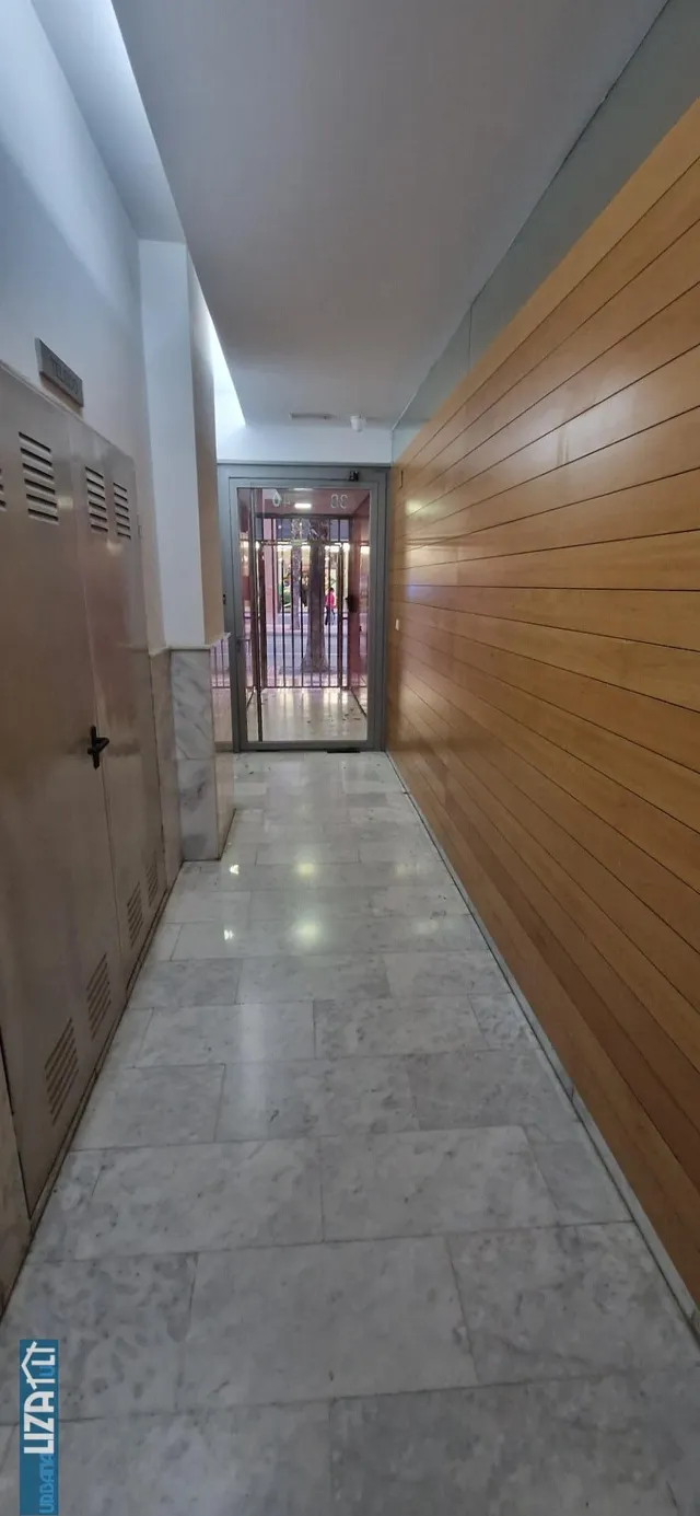 Exclusivo Piso a Estrenar en Ubicación Inmejorable — 27