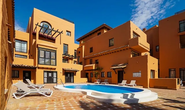 Gran Atico Duplex entre marbella y Estepona , lado playa 2º linea — 27