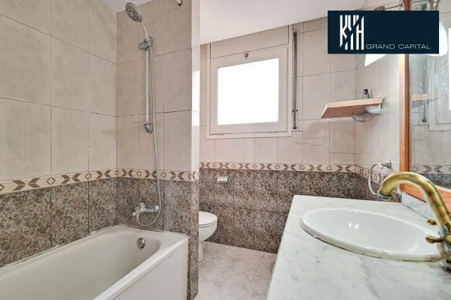 CASA EN ANGLÈS — 31