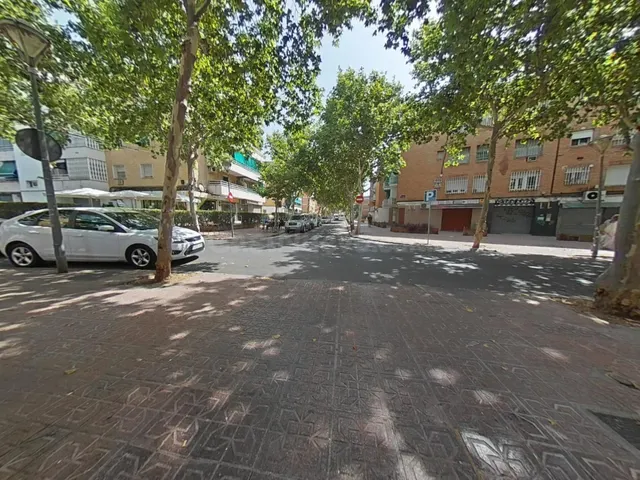PISO EN EXCELENTE ubicación CON PLAZA DE GARAJE Y TRASTERO✨ - foto 2