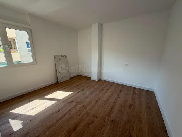 Apartamento con terraza, Alicante, Torrevieja, Playa del Acequión. 3 habitaciones, 108 m2, 90 metros al mar — 13