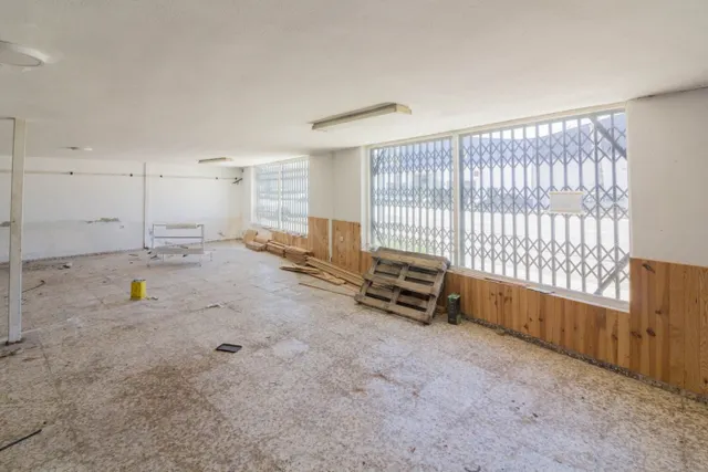 AMPLIA NAVE EN VENTA DE 1309 m2 DE SUELO INDUSTRIAL, SITUADA - foto 5
