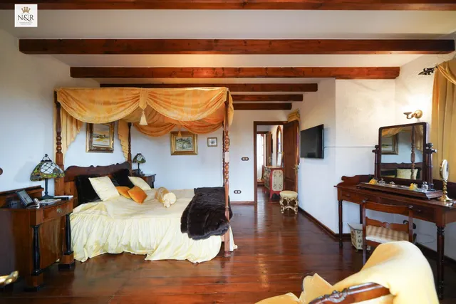 Finca rústica con espectacular casa con piscina y jardín mediterráneo en Consell, mallorca. — 21
