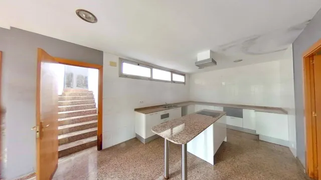 Se vende casa en Matadepera, zona les pedritxes — 24